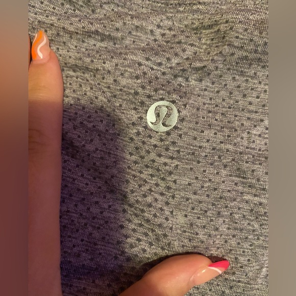 grey swiftly tech from lululemon size 8 - Picture 4 of 4